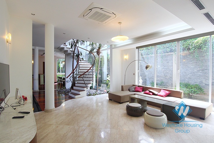 Spacious house with garden for rent in Tay Ho, Hanoi